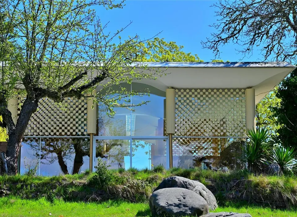 Cedar screen on the Filberg House exterior